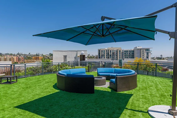 Rooftop deck with stunning city views